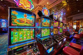 Surya4D Live Casino meja Baccarat dengan dealer profesional siaran langsung